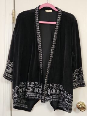 Black Embroidered Open-Front Women's Cardigan Sweater